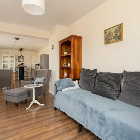 City Center With Balcony By Renters *
