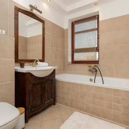 Apartament City Center With Balcony By Renters Gdańsk