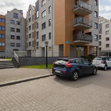 City Center With Balcony By Renters