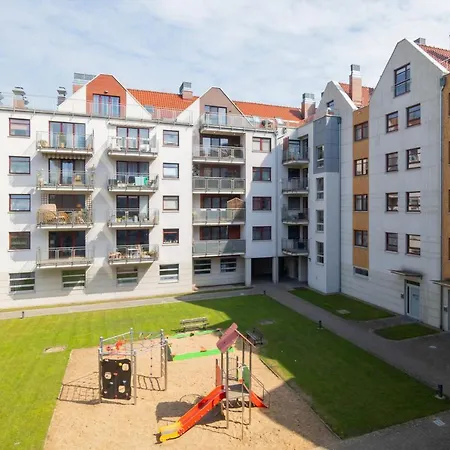 Apartment City Center With Balcony By Renters *