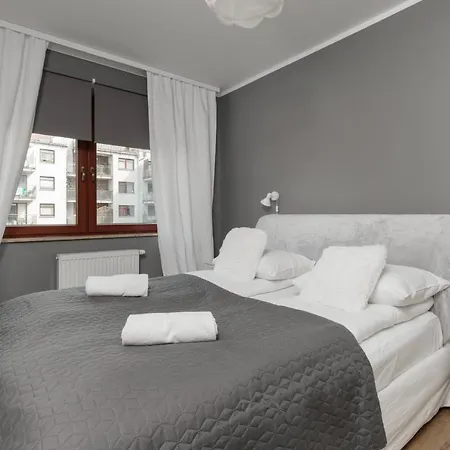 City Center With Balcony By Renters Apartmán *